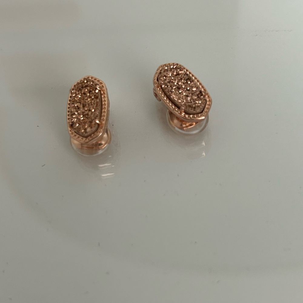 Kendra Scott clip on earrings